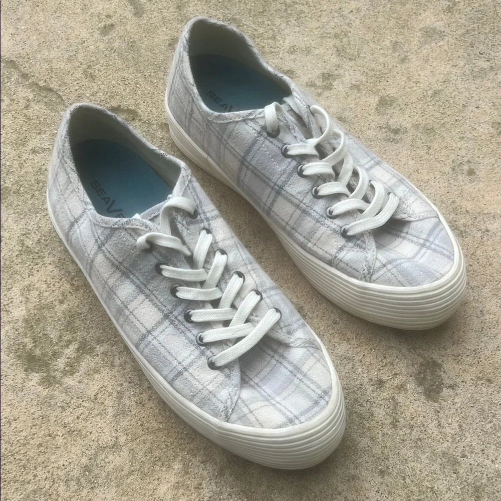 Seavees Women's Monterey Platform Dove Plaid Flannel Sneakers Women's Size 10